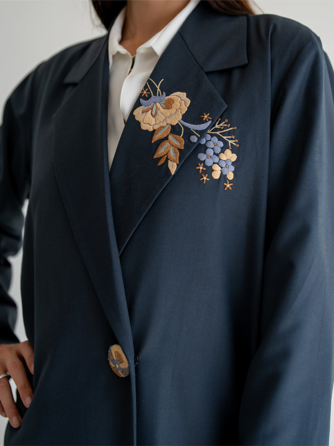 Sheikha Abaya — Grey